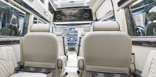 5 Benefits of Choosing a Luxury Sprinter Van for Corporate Events and Business Travel